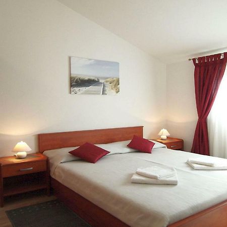 Apartment Pokrajac Ровинско село Екстериор снимка