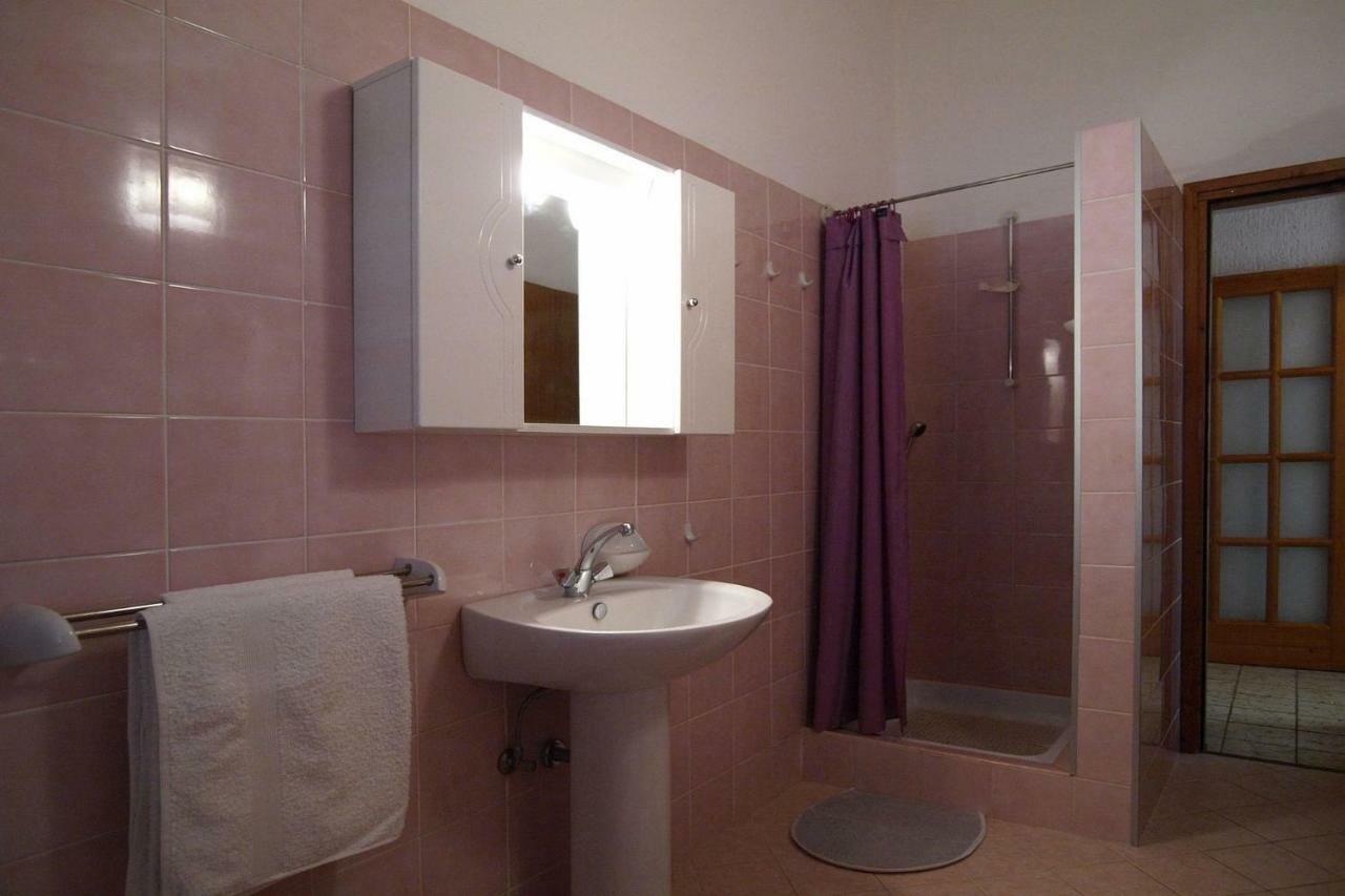 Apartment Pokrajac Ровинско село Екстериор снимка